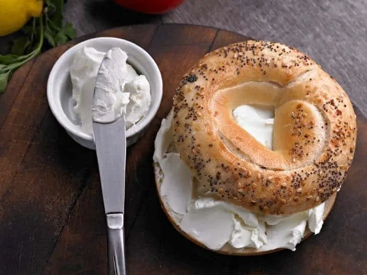 cream cheese, ,cream cheese homemade,pengganti cream cheese,cream cheese halal,cream cheese harga,cream cheese yang enak merk apa,cara membuat cream cheese, harga cream cheese kraft, cream cheese indonesia