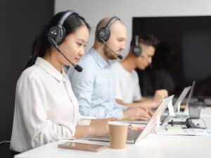 Cara Live Chat Tingkatkan Pengalaman Pengguna dan Buat Pelanggan Setia